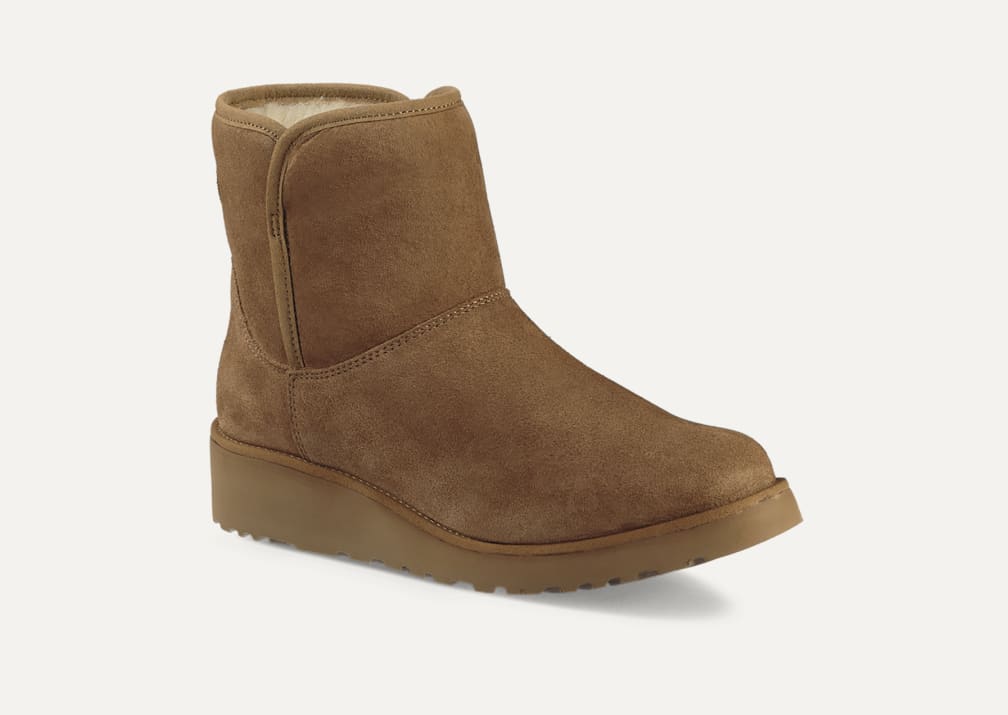 最新モデル クリスティン 1012497｜クラシックブーツ｜UGG®（アグ）公式 靴